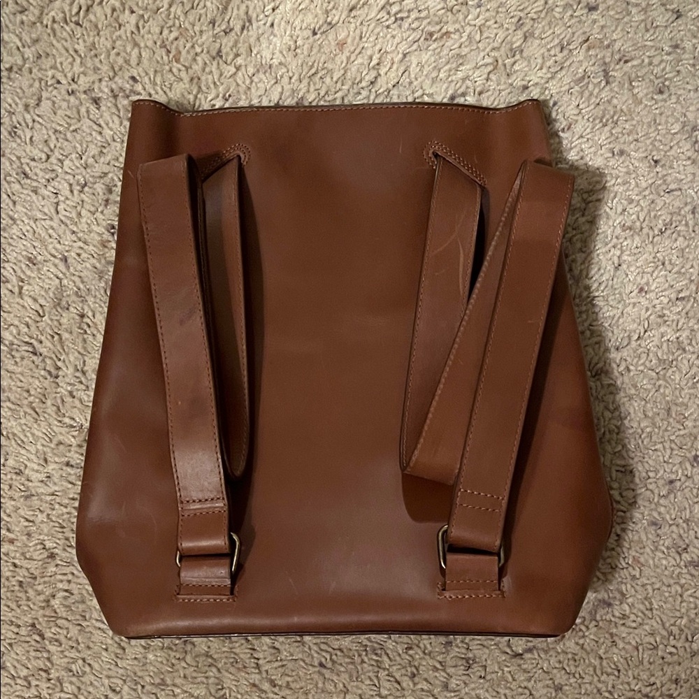 Able leather backpack - Picture 2 of 7